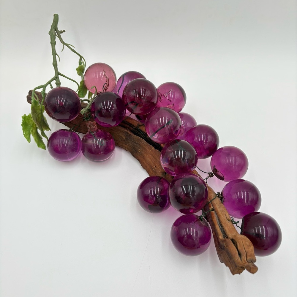 Vintage Mid-Century Modern Large Purple Lucite Grape Cluster On Driftwood 14"